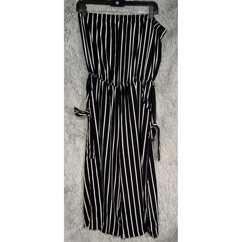 Forever 21 Black White Stripe Strapless Wide Leg‎ Jumpsuit Romper L